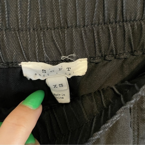 Soft Joie Women's Saphine Pull-On Casual Pant in Washed Black Size XS - Picture 3 of 6